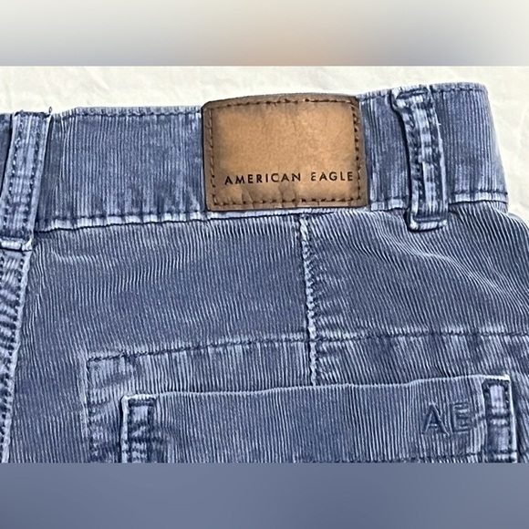 American Eagle Women’s Blue Highest Rise 90s Boyfriend Short Shorts Size 0 - Picture 13 of 14
